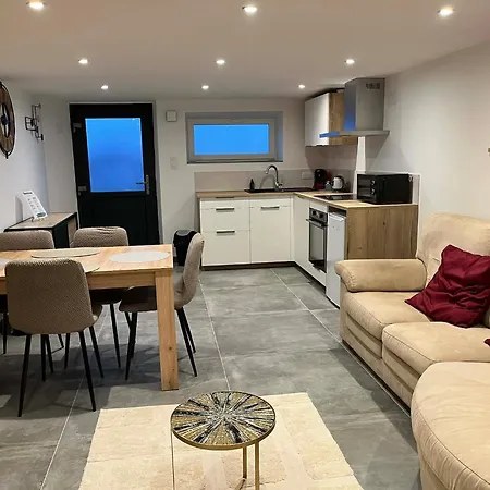 Apartman Les Champs Etoile *