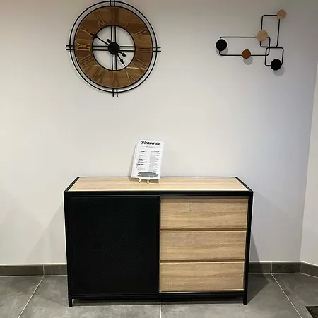 Apartman Les Champs Etoile