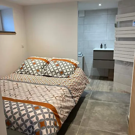 Apartman Les Champs Etoile